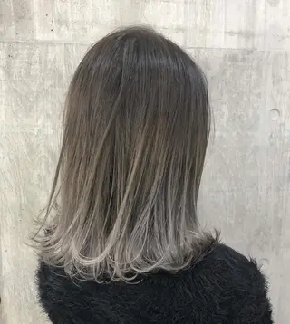 ミディアム 山下 翔のヘアスタイル