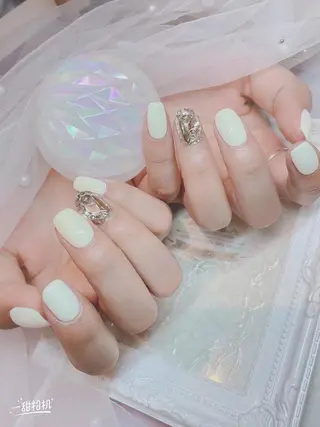 ネイル ISA_ BELLAのネイルデザイン