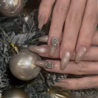 ネイル SALON ELVI.のネイルデザイン