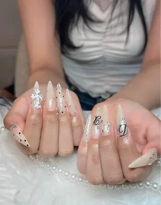 ネイル Julli NailStudioのネイルデザイン