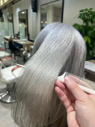 カラー 本間 昂人のヘアスタイル