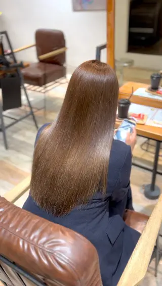 ロング カラー 韓国風・ブリーチなし ・あり後藤 一斗店長のヘアスタイル