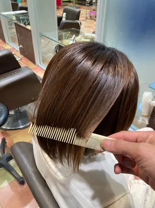 ショート カラー 長谷川 賢治のヘアスタイル