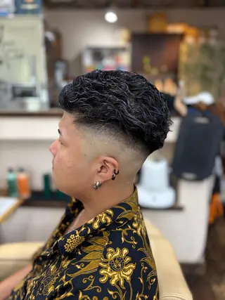 カラー パーマ メンズ 生駒のパーマ達人 FEELけんけんのヘアスタイル