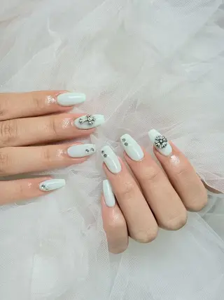 ネイル 長さ出し専門店💖 当日予約OK☆AKIのネイルデザイン