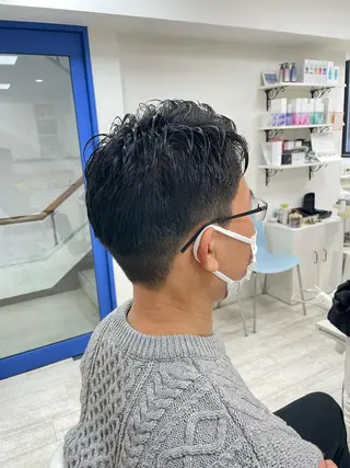 ショート 新籾 尚哉のヘアスタイル