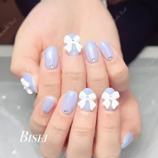 ネイル 🦋 Queenieのネイルデザイン