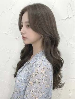 ロング カラー 小澤 一稀のヘアスタイル