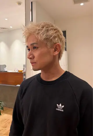ショート カラー メンズ 鈴木 静のヘアスタイル