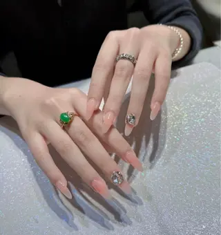 ネイル U mi Nail Salonのネイルデザイン