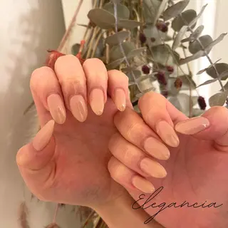 カラー ネイル Elegancia. Hiromiのネイルデザイン