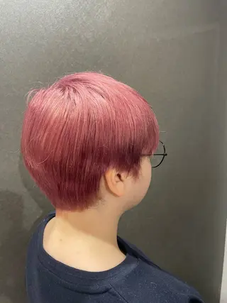 ショート シンプル 美容室のヘアスタイル