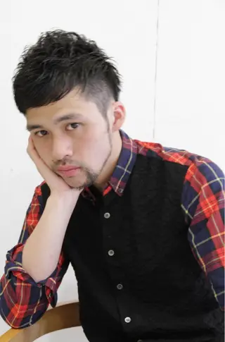 ショート あだち 寺田町のヘアスタイル