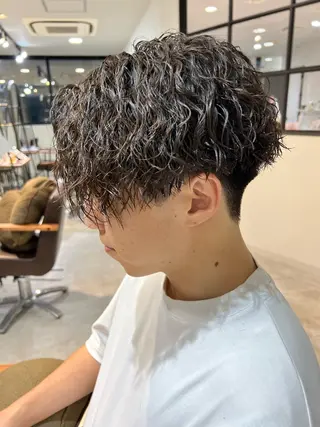 パーマ メンズ メンズパーマ特化/ シャドウ/波巻/陸翔のヘアスタイル