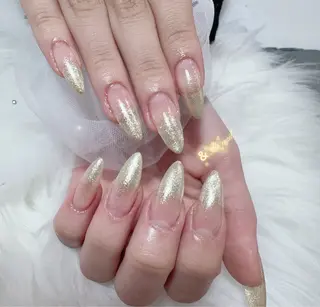 ネイル &ME ホンのネイルデザイン