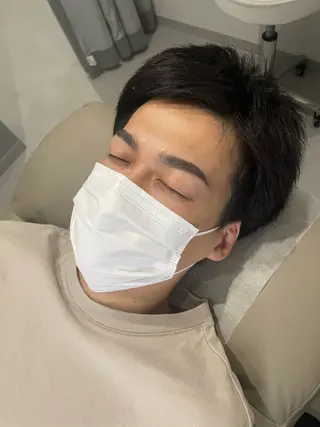 メンズ アイブロウ 池田 麻未の眉毛・アイブロウイメージ