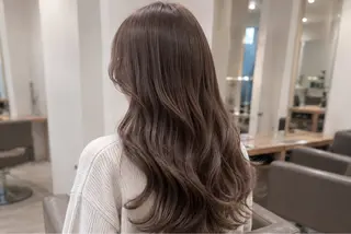 セミロング カラー 髪質改善 韓国風 池田一之のヘアスタイル