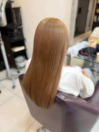 ロング 林 莉瑠のヘアスタイル