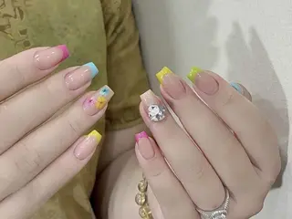 ネイル Queenie 🦋のネイルデザイン