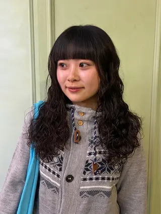 ロング パーマ 松本 雪愛のヘアスタイル