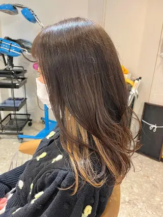 ミディアム カラー うしだ かおるのヘアスタイル