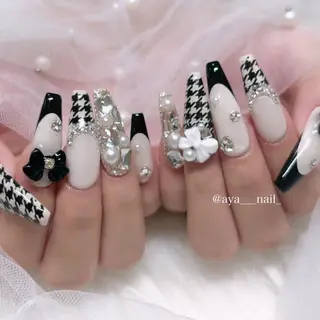 ネイル Roi ayanaのネイルデザイン