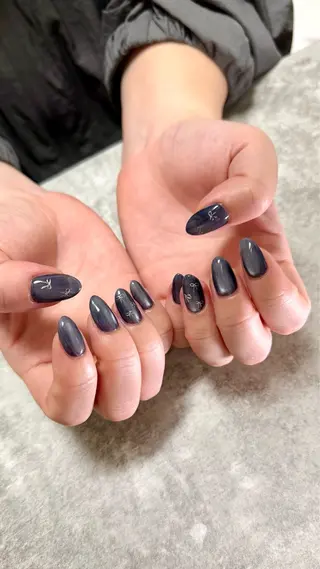 ネイル shino🌟 痛ネイルのネイルデザイン