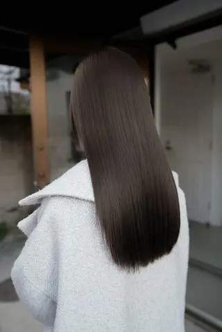 セミロング navile GINZAのヘアスタイル