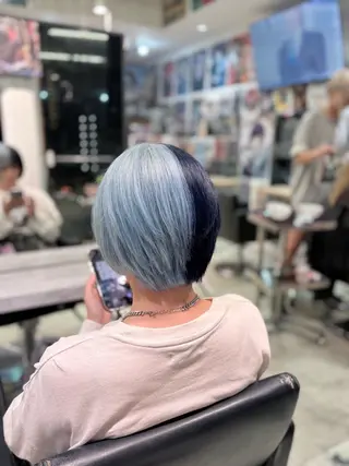 ショート カラー オタク美容師/ 推しカラー/ミクのヘアスタイル
