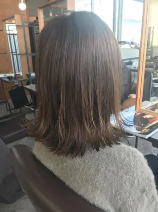 ミディアム 豊中駅3分eha レッスンモデルのヘアスタイル