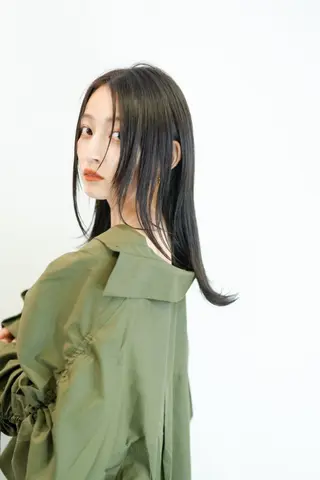 ロング カラー レイヤーカット 赤み消し　店長/大和のヘアスタイル