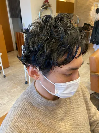 ショート パーマ メンズ 田崎 暁大のヘアスタイル