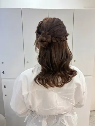セミロング ヘアアレンジ ヘアセット/レイヤー 赤み消し/はるかのヘアスタイル