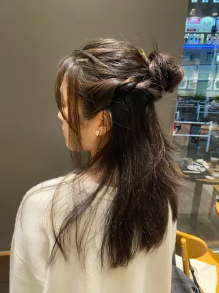 ロング カラー ヘアアレンジ ブリーチ🐰インナー ♡ハイライト♡綾🐰のヘアスタイル