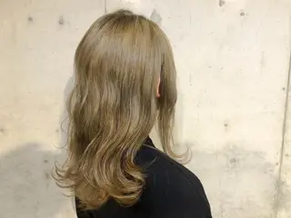 ロング カラー 藤原 ちひろのヘアスタイル