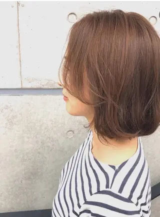 セミロング カラー 三浦 仁美のヘアスタイル