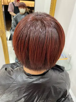 ショート カラー 川瀬 夢来のヘアスタイル