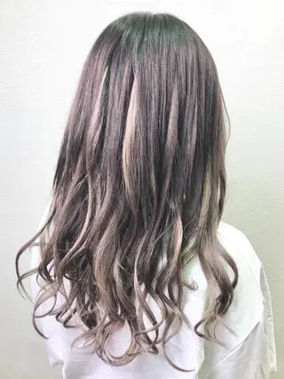カラー 最高級エクステ /羽エクステ白石宇由のヘアスタイル