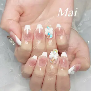 ネイル 🦋 Queenieのネイルデザイン