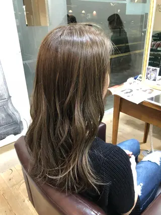ロング 美髪・透明感カラー 西川仁弥のヘアスタイル
