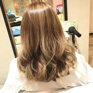 セミロング カラー 城領 直輝のヘアスタイル