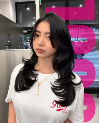 ロング 大人レイヤー/艶髪 🥥🌴TOMONAのヘアスタイル