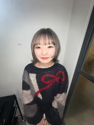ショート カラー ヒマリ デザインカラーのヘアスタイル