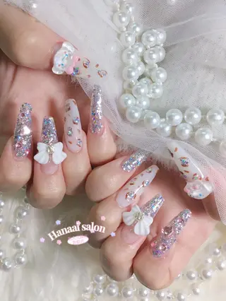 ネイル 藤本 彩花のネイルデザイン