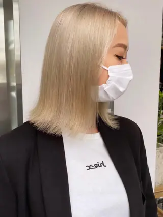 ミディアム カラー ヘアアレンジ ブリーチダブルカラー 元町三宮/三ノ宮のヘアスタイル