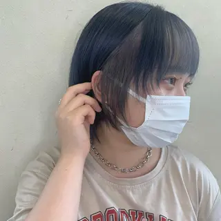 ショート カラー 佐藤 瑚碧のヘアスタイル
