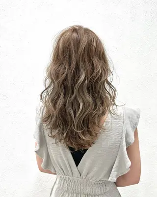 ロング カラー パーマ ヘアアレンジ メンズ キッズ ネイル マツエク・マツパ アイブロウ 仕上がり満足度No. 1✨ﾄﾀﾞﾕｳのヘアスタイル