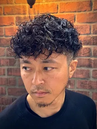 ミディアム パーマ 吉田 一希のヘアスタイル