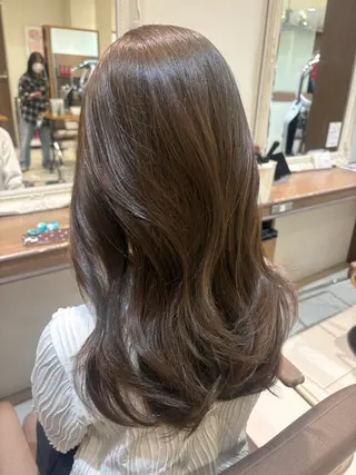 ロング カラー ⟡.·韓国ヘア*.ﾟ 室岡　咲希のヘアスタイル