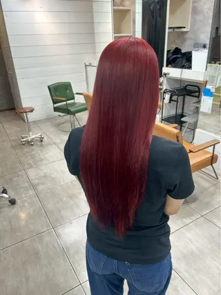 ロング カラー 西岡 英菜のヘアスタイル